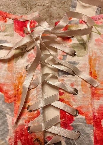 Çiçek Desenli önden Bağcıklı korse - Görsel 3