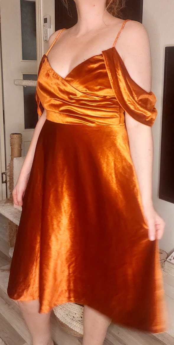 Parlak Turuncu Drapeli Midi Elbise - Görsel 4