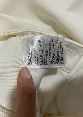 H&M Pileli Bermuda Şort - Görsel 5