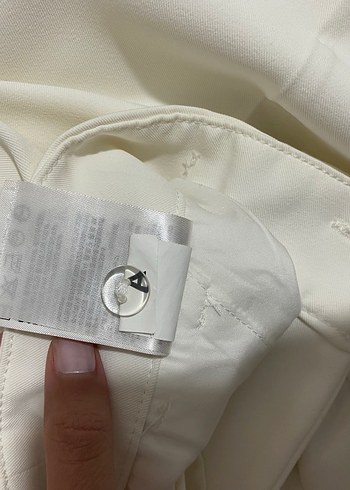 H&M Pileli Bermuda Şort - Görsel 6