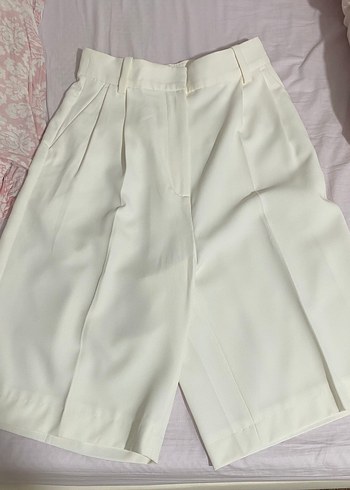 H&M Pileli Bermuda Şort - Görsel 4