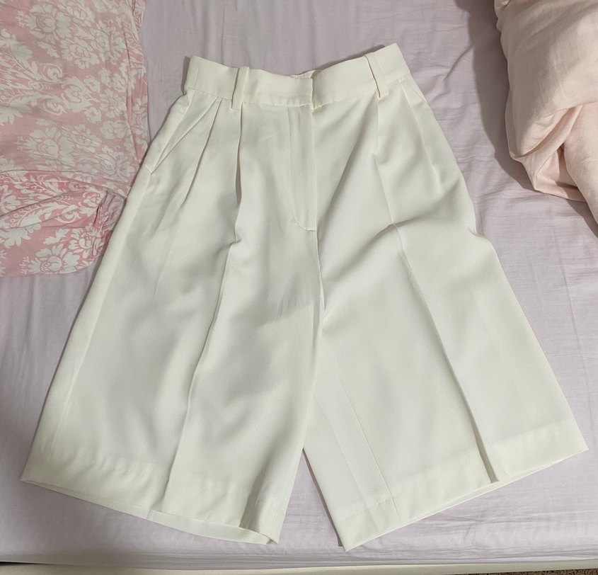 H&M Pileli Bermuda Şort - Görsel 4