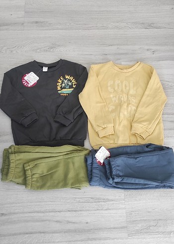 4 Yaş Beden Sarı Erkek Çocuk Sweatshirt ve Eşofman Altı Takımı