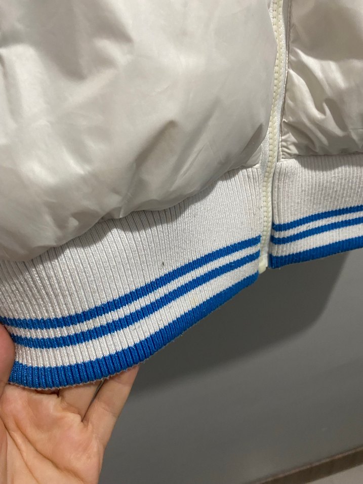 Beyaz Kapitone Yelek, Fermuarlı, Yüksek Yaka - Görsel 4