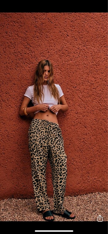 Leopar desenli pantolon