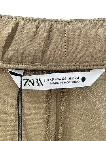 xs Beden yeşil Renk Zara Düz Kesim %70 İndirimli.