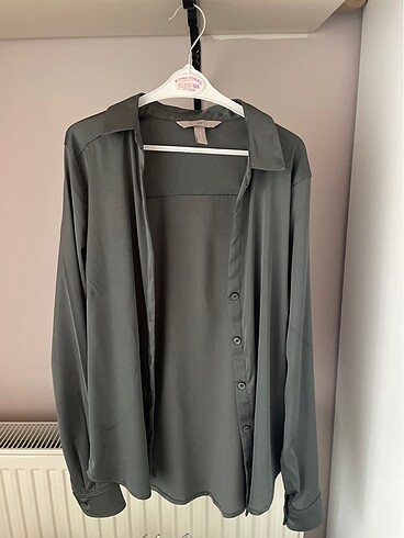 h&m saten gömlek