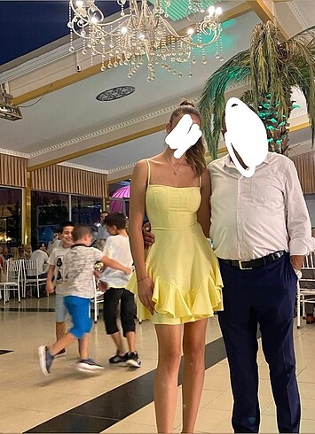 Sarı prenses elbise