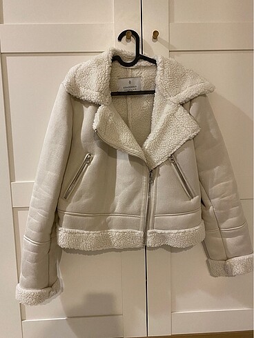 Stradivarius Kürklü Kadın Ceket