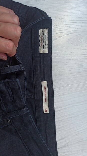 Levis Pantolon 