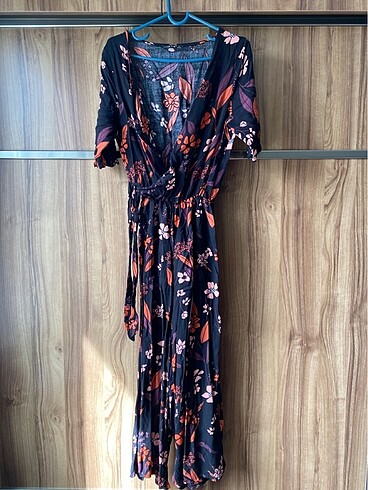 kadın yazlık çiçekli tulum - Görsel 2