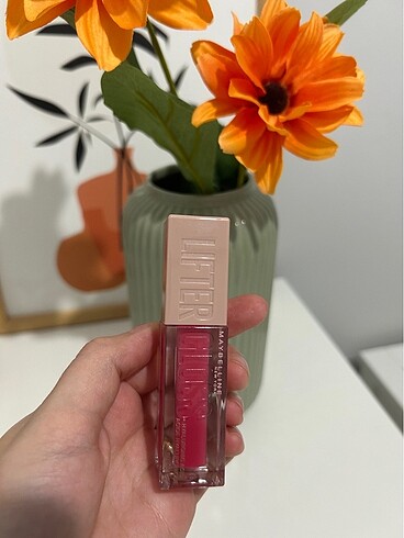 Maybelline lifter gloss