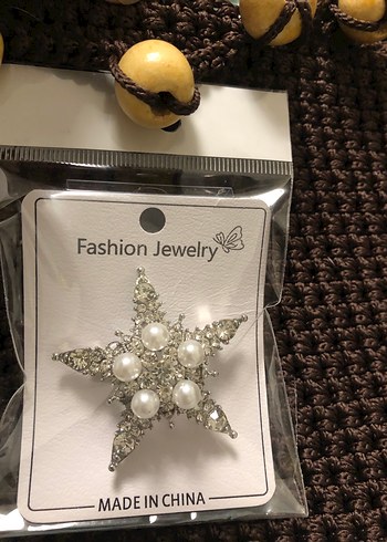 İnci ve Parlak Taşlı Yıldız Broş - Görsel 3