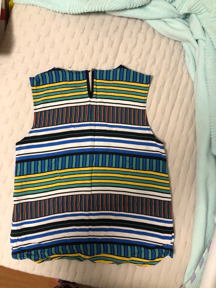 Bluz M BEDEN L BEDEN XL BEDEN ÖLÇÜ MEVCUT KARTINDA 3 ÇİFT KÜPE - Görsel 4