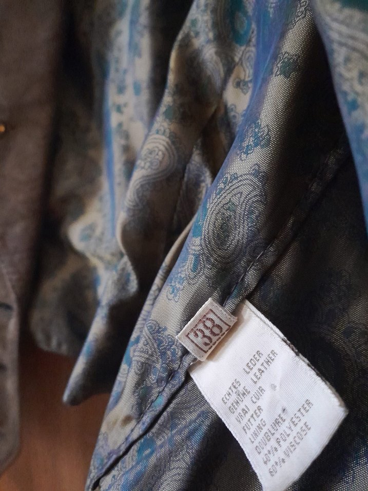 Düğmeli Kadın Süet Kahverengi Yelek - Görsel 4