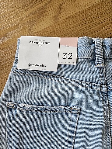 32 Beden lacivert Renk stradivarius etek
