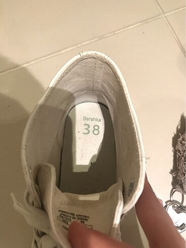38 Beden çeşitli Renk orjinal bershka converse modeli