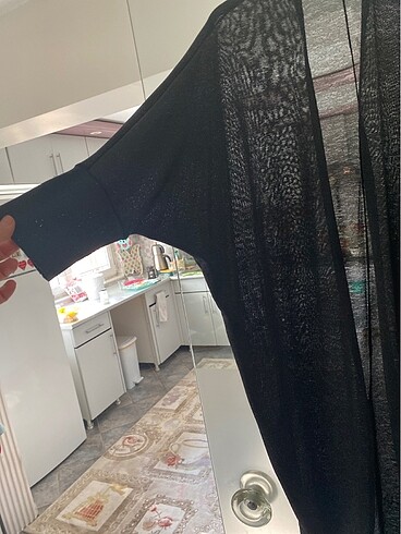 LC Waikiki standart beden önü düğmesiz bol kalıp hırka