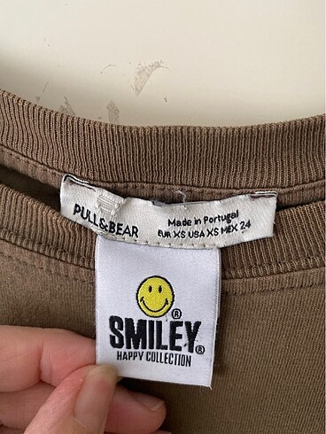 xs Beden pull bear marka orjinal tişört küçük bir defosu var