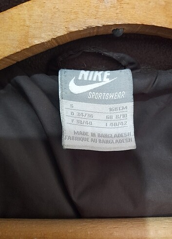 42 Beden camel Renk Nike uzun mont