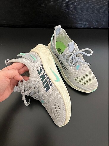 36 Beden Orijinal Nike Spor Ayakkabı