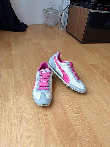36 Beden gri Renk Puma whirlwind spor ayakkabı