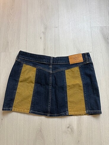 Urban Outfitters BDG mini Etek