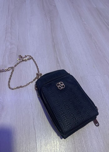 Beden Siyah Deri Kadın Çapraz Çanta
