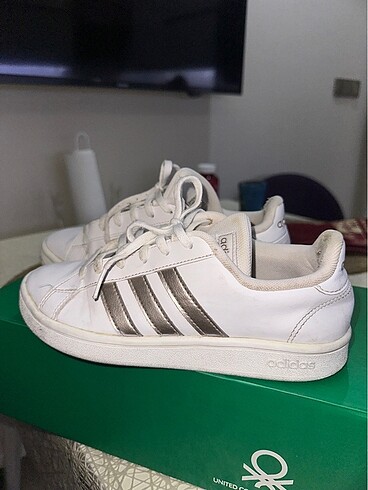 Adidas Spor ayakkabı