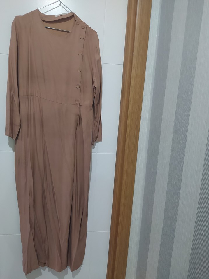 Bej Uzun Keten tulum., Düğmeli, Bol Kesim - Görsel 2