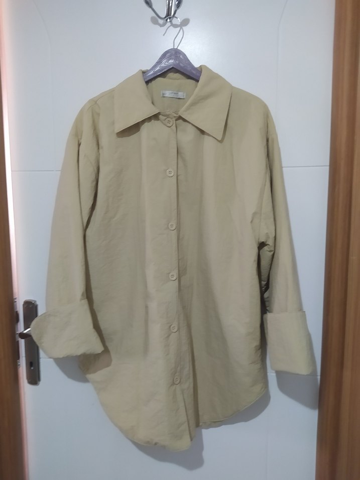 Bej Keten Düğmeli Kadın Gömlek - Görsel 3