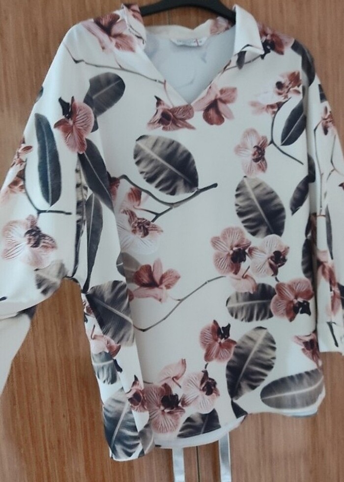 Kadin gomlek /bluz - Görsel 2