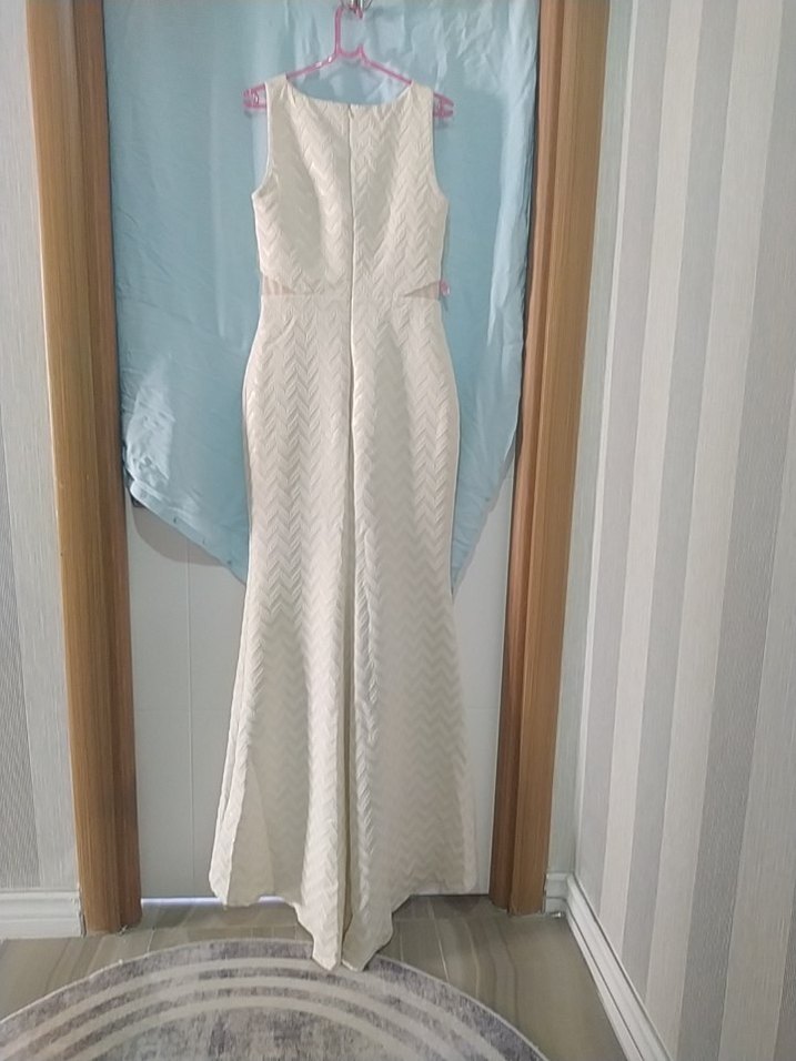 Modern Klasik Beyaz Uzun Abiye Elbise - Görsel 3