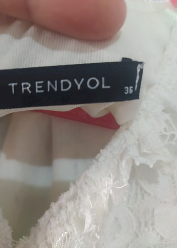 Uzun V Yakalı Beyaz Dantel elbise - Görsel 7