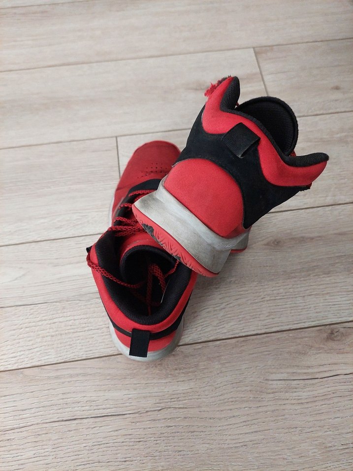 Kırmızı Adidas Basketbol Ayakkabısı - Görsel 4