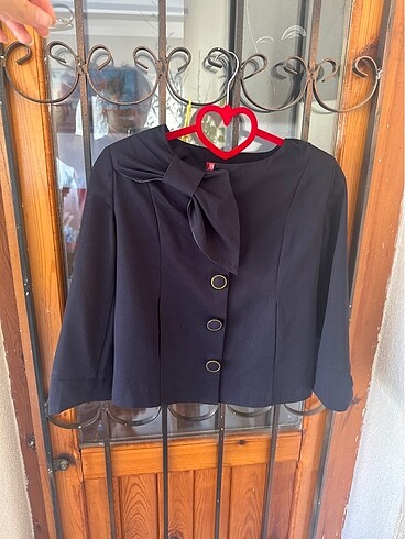 Kısa klasik lacivert ceket