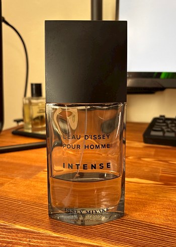 Issey Miyake L'Eau d'Issey Intense Pour Homme Parfüm