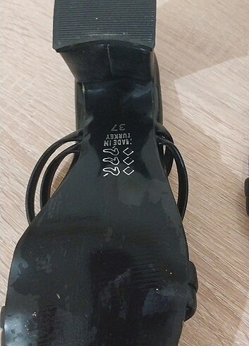 37 Beden Topuklu ayakabi #terlik#sandalet#siyahayakabi#abiye ayakabi#abiy