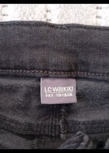 6 Yaş Beden Erkek Çocuk Siyah Denim Regular Fit Pantolon