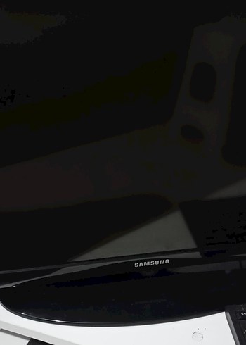 Siyah Samsung TV - Görsel 2