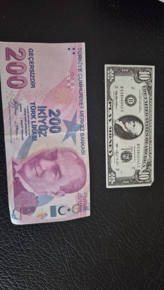 Geçersiz 200 Türk Lirası ve Dollar Banknot Seti - Görsel 2