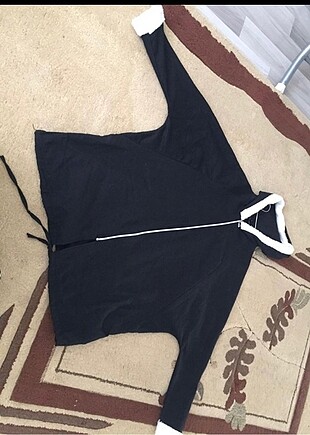 l Beden siyah Renk Kürklü Daralan kollu oversize uzun hırka