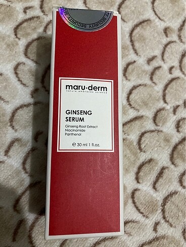 Maruderm Ginseng Leke karşıtı Cilt Yenileyici serum (30ml)