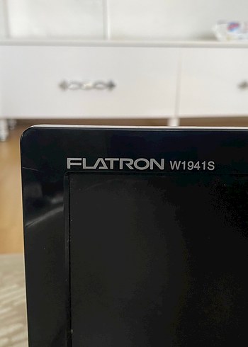 Beden Renk LG Siyah Monitör