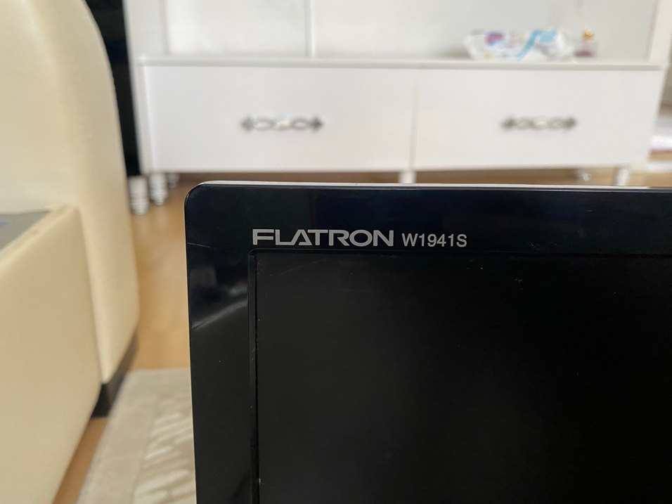 LG Siyah Monitör - Görsel 4