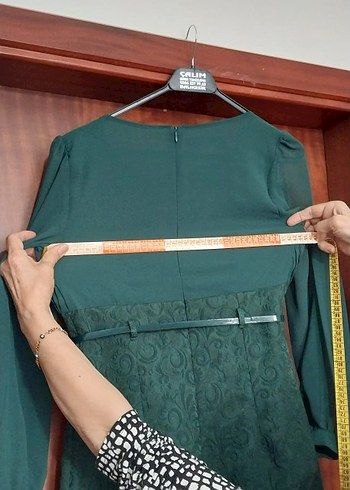 Kemer Detaylı Koyu Yeşil Midi Elbise - Görsel 7