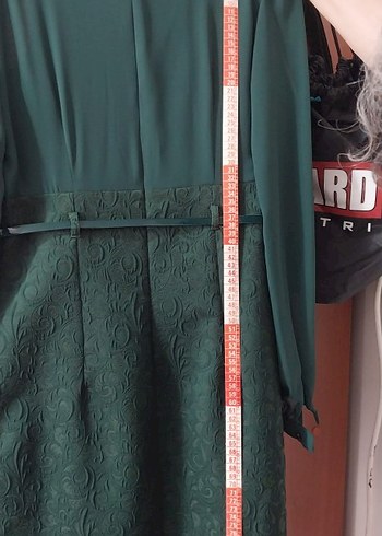 Kemer Detaylı Koyu Yeşil Midi Elbise - Görsel 6