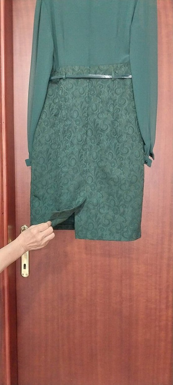 Kemer Detaylı Koyu Yeşil Midi Elbise - Görsel 4