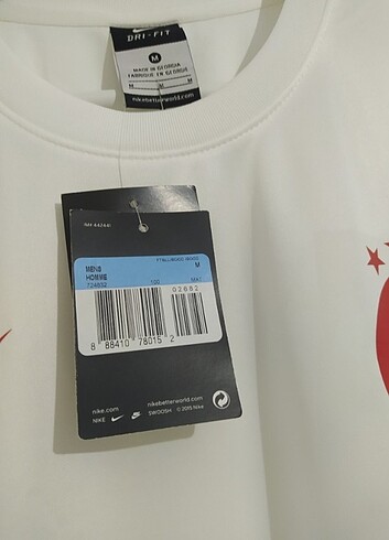 m Beden beyaz Renk Galatasaray forma gs store (orjinaldir)