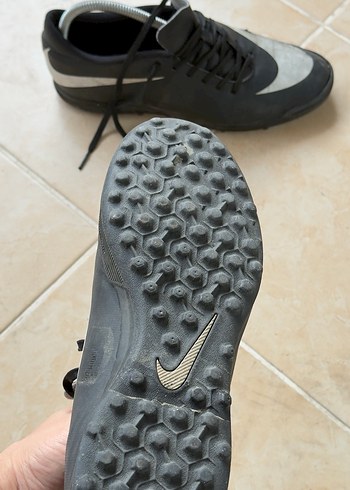 NİKE ERKEK 42,5 NUMARA HALI SAHA - Görsel 5